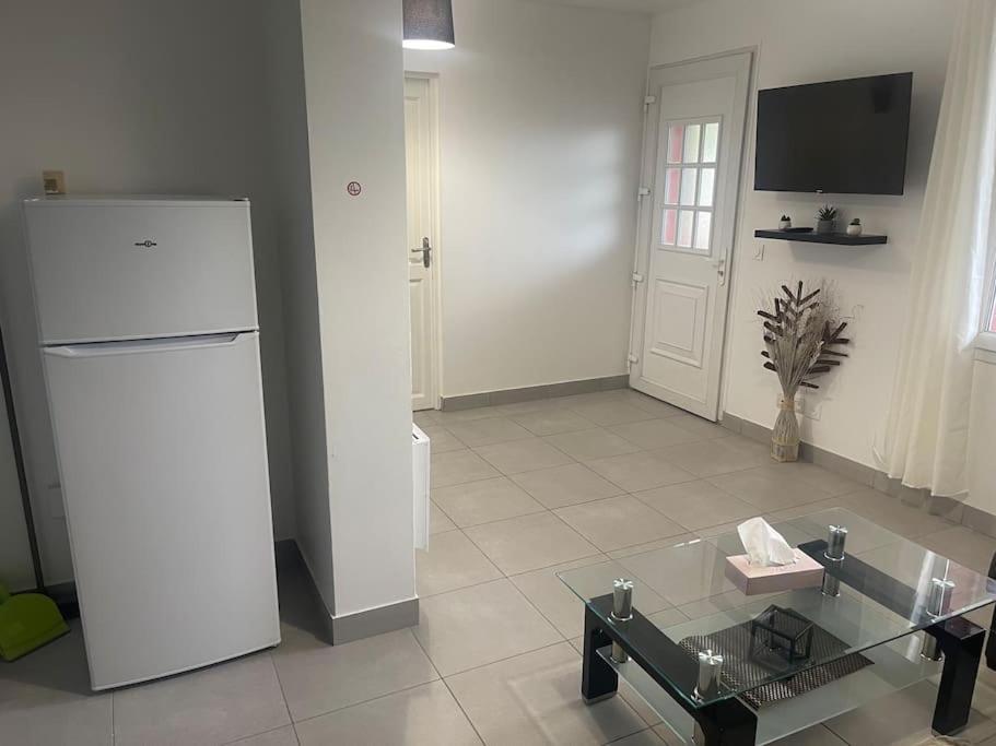 L6/Villiers-Le-Bel Proche Roissy Appartement Buitenkant foto