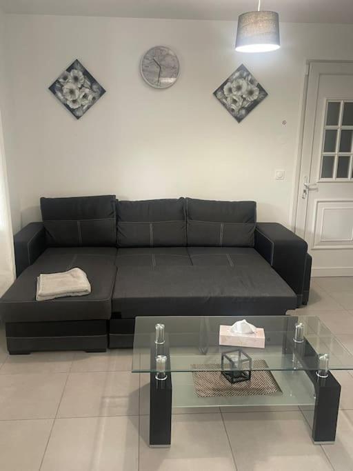 L6/Villiers-Le-Bel Proche Roissy Appartement Buitenkant foto