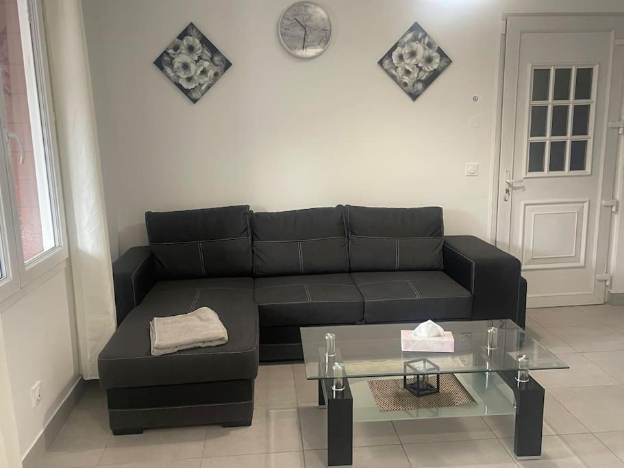 L6/Villiers-Le-Bel Proche Roissy Appartement Buitenkant foto